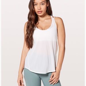 Lululemon “Such A Cinch Tank” tanktop